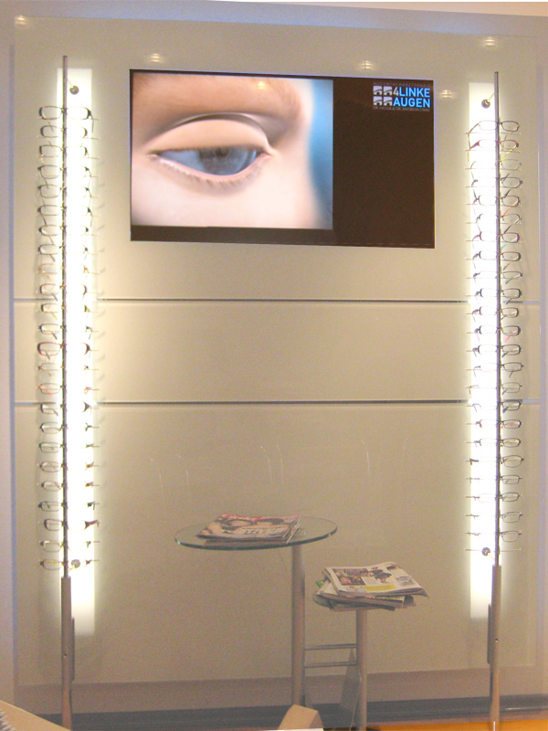 Wartezimmer TV frontal